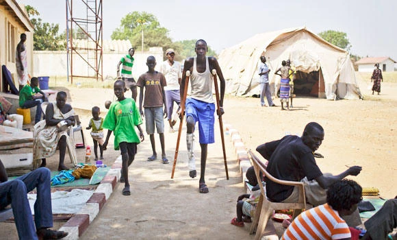 Hundreds of South Sudanese flee to Sudan