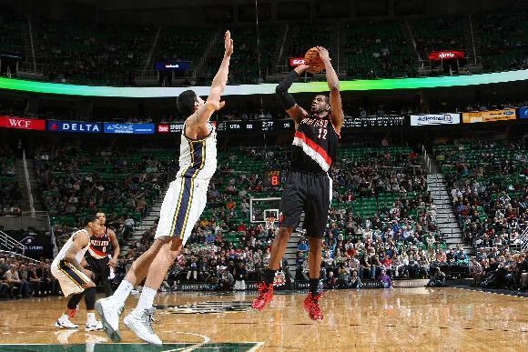Aldridge scores 24 to lead Blazers past Jazz