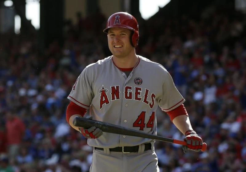 Mark Trumbo to Diamondbacks in 3-team trade