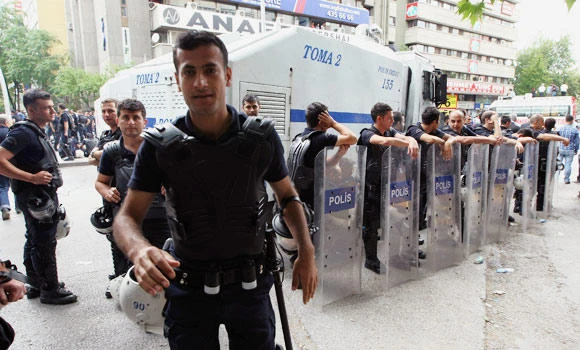 Five Turkish police chiefs sacked