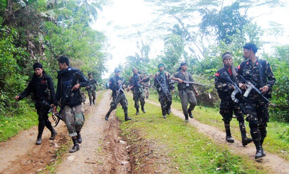 Philippines rebels vow to build 25k army force