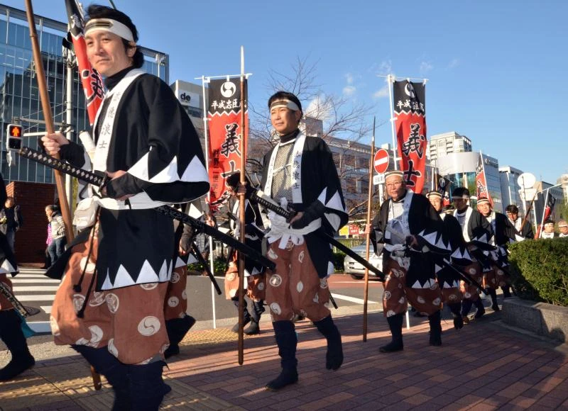 Sword-wielding ‘subway samurai’ faces flogging in Singapore