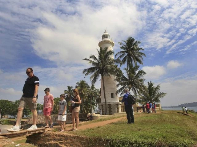 Sri Lanka deports Indian reporter covering ex-warzone