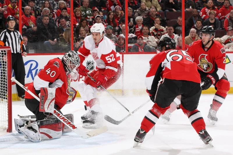 Kesler brace helps Canucks stop Hurricanes