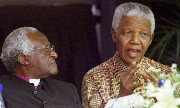 Mandela makes final journey home in SAfrica