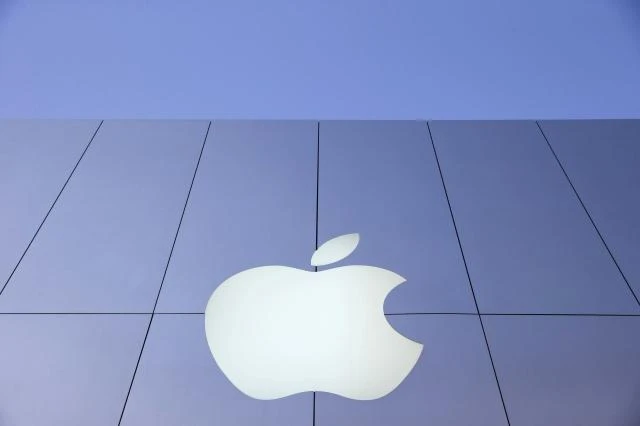 Apple buys analytics firm for $200 mn: report