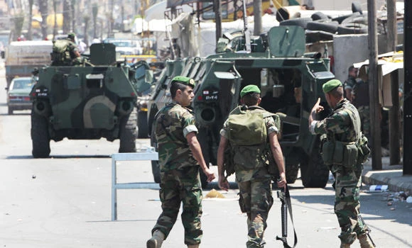 Lebanese army fires on Syrian aircraft for ‘first time’