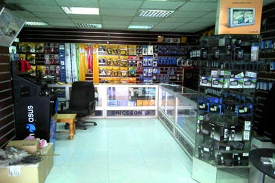 Monopoly of mobile phone market by expats decried