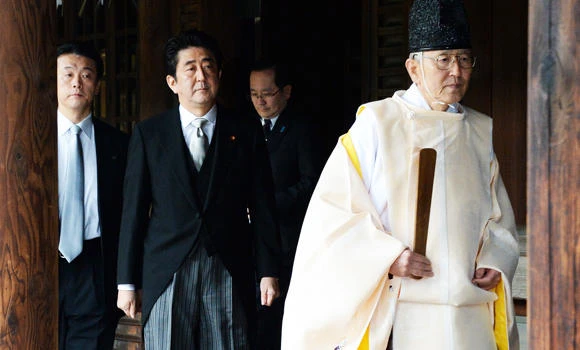 Japan PM's war shrine visit angers China, S.Korea