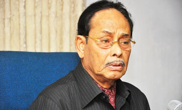 Bangladesh’s besieged ex-dictator threatens suicide