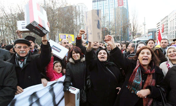 Erdogan's rift with US-based cleric widens