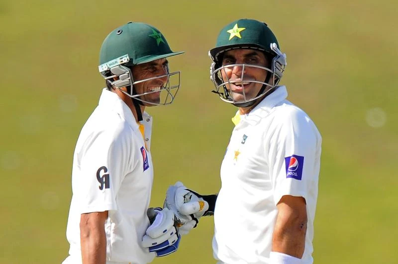 Ton-up Younis, Misbah put Pakistan in command