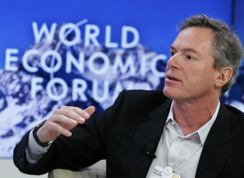 Qualcomm buys Palm patents from Hewlett-Packard