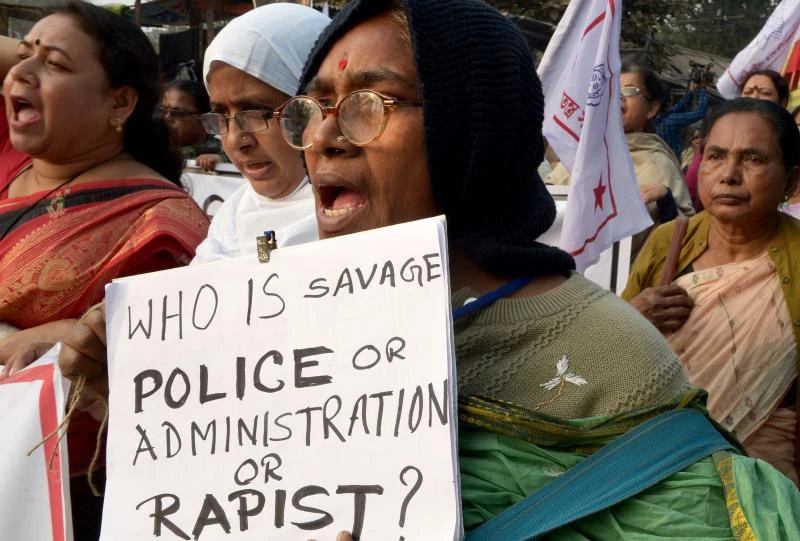 'Handgun' designed to protect women sparks fury in India
