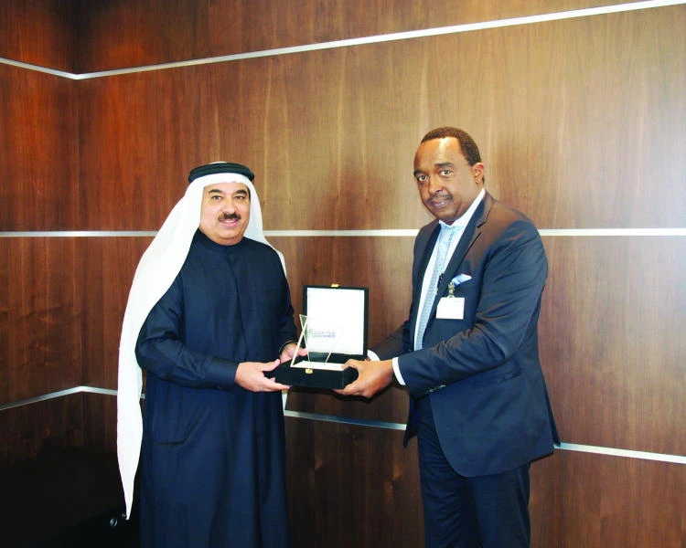 Bahrain telecom regulator honored