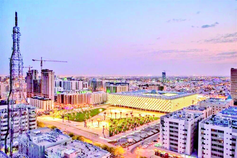 King Fahd library plaza opens