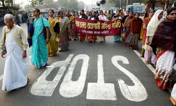 Women invite rape, says Indian leader