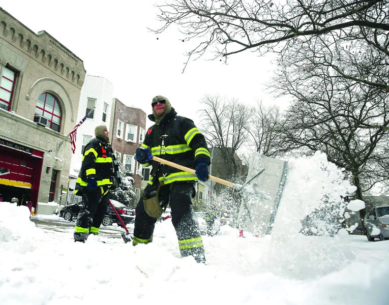 Blizzard-like conditions slams US Northeast