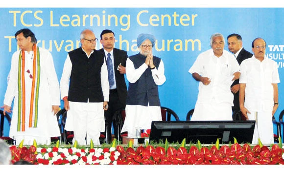 Singh launches energy, IT projects in Kerala