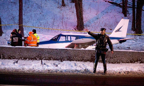 Plane makes emergency landing on NYC highway