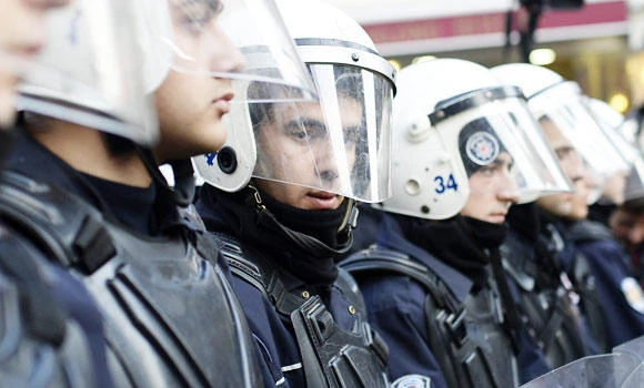 Turkey corruption scandal deepens with more arrests, police dismissals