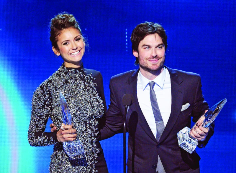 Bullock sweeps People’s Choice Awards