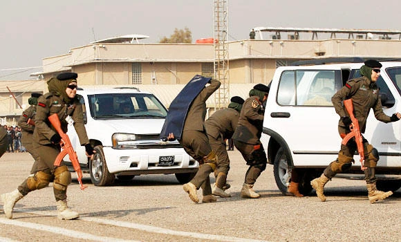 Bomber kills 21 at Iraqi army recruitment center