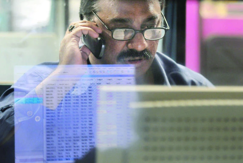 Pakistan bank holds key rate after IMF warning