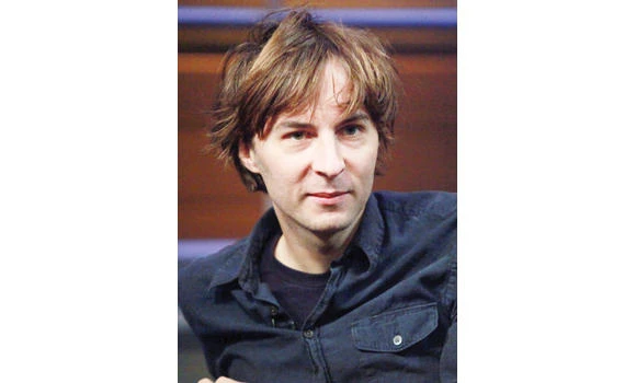 Grammy-winning band Phoenix performs in Manila