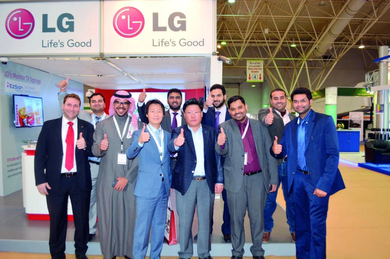 Digital signage: LG sets standards