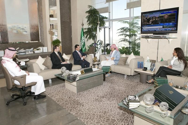 Alwaleed, Portugal envoy discuss investment links
