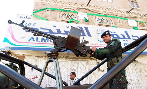 North Yemen clashes kill 13