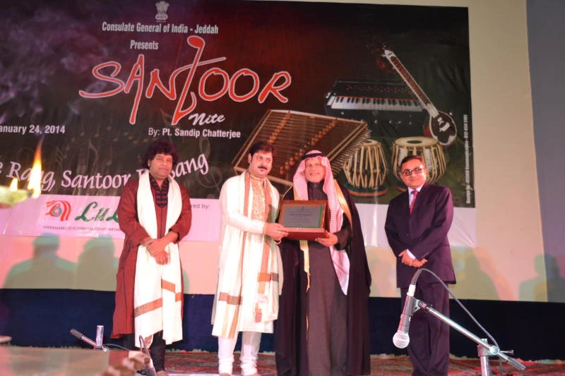 Santoor recital wows music lovers
