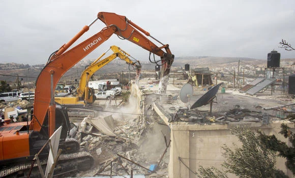 Israeli settlement stand denounced by all sides