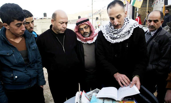 Palestinians earn degrees while in Israeli jail