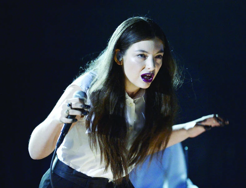 Grammy winner Lorde launches Twitter tirade