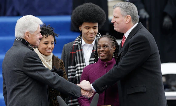 De Blasio sworn in as mayor of New York