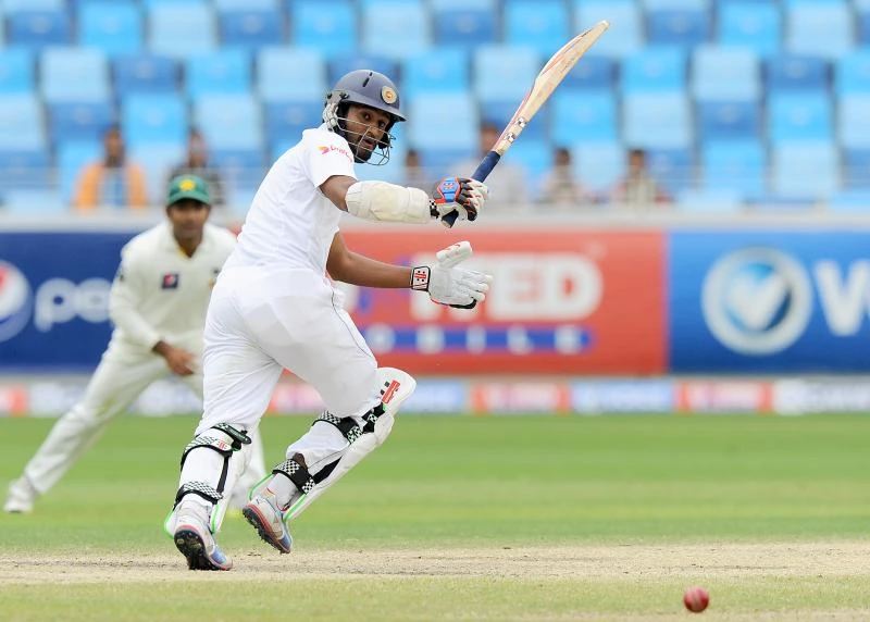 Sri Lanka reaches 35-0 at lunch on day 5