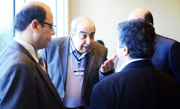 Syrian opposition to name delegation for Geneva 2 talks