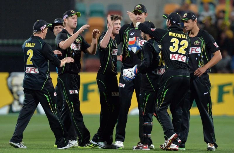 Australia trumps England in T20 thriller