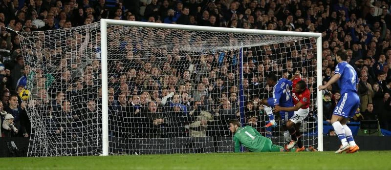 Eto’o ‘trick gives United the blues