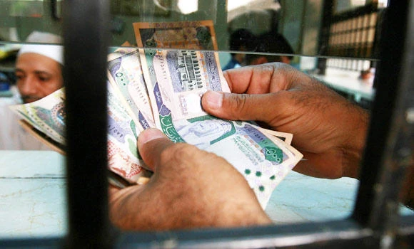 Makkah, Madinah are top spots for currency exchange activity