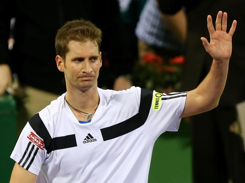 Murray’s new year starts with a setback
