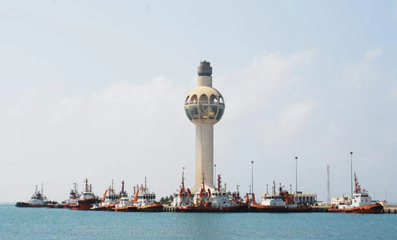 Jeddah Islamic Port sees heavy container traffic