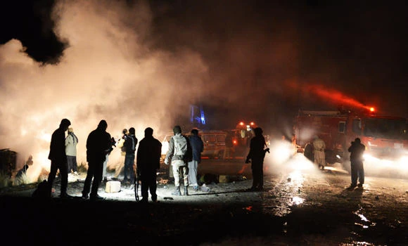 Suicide car bomb kills two, injures 17 in Pakistan