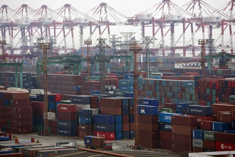 China shares in biggest loss in 7 weeks, property plunges