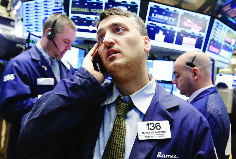 As US stock market zigzags, some investors pounce