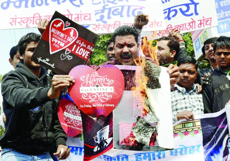 Valentine’s protests in India, Pakistan