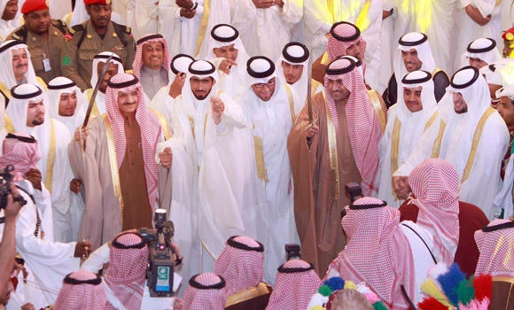 100 orphans tie the knot at Riyadh ceremony