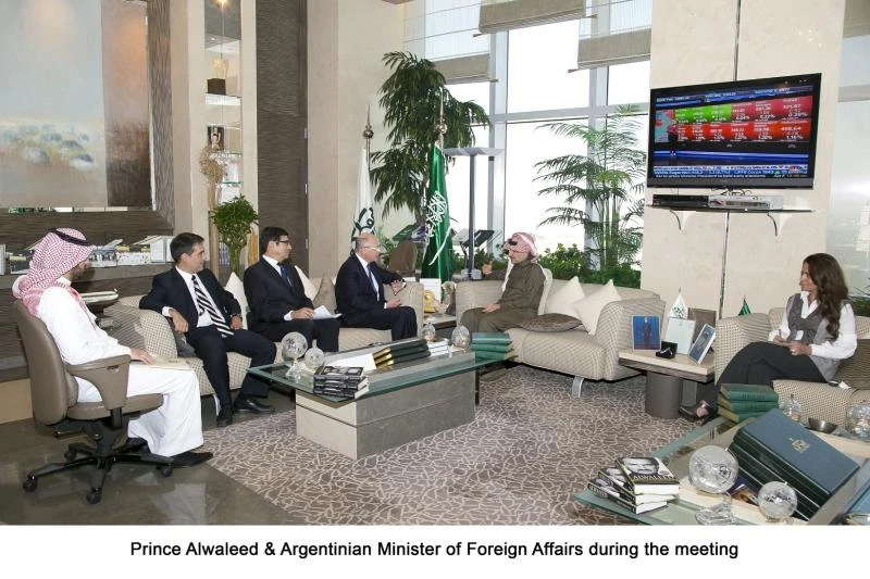 Alwaleed, Argentine minister talks focus on investment